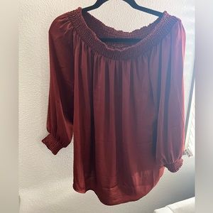 Cabi maroon top size medium, never worn
